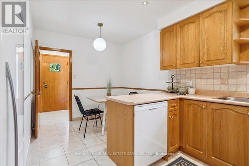 51 Alanmeade Crescent, Toronto, ON - Indoor Photo Showing Kitchen