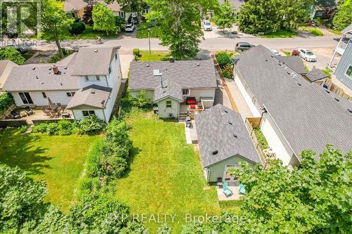 31 Shakespeare Avenue, Niagara-On-The-Lake, ON - Outdoor