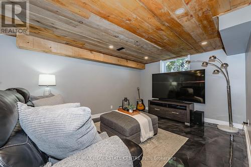 1282 Greenfield Road, Cambridge, ON - Indoor Photo Showing Other Room