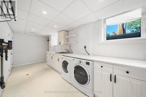 18 Plainsman Road, Mississauga, ON - Indoor Photo Showing Laundry Room