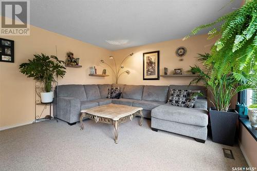 311 Railway Avenue, Middle Lake, SK - Indoor Photo Showing Living Room