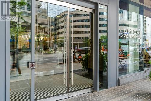 302 - 770 Bay Street, Toronto (Bay Street Corridor), ON - 