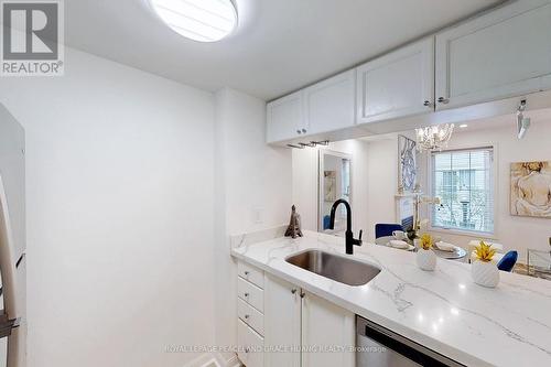 528 - 3 Everson Drive, Toronto (Willowdale East), ON - Indoor Photo Showing Kitchen