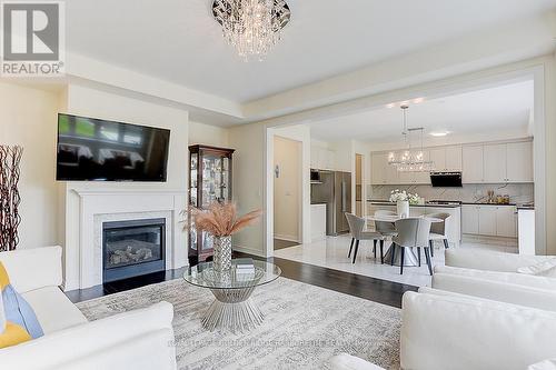 6 Taurus Crescent, East Gwillimbury, ON - Indoor Photo Showing Living Room With Fireplace