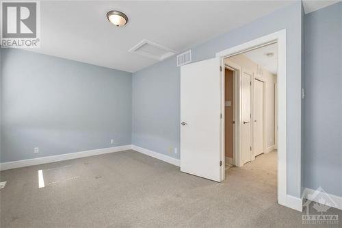 336 Boudreau Street, Ottawa, ON - Indoor Photo Showing Other Room