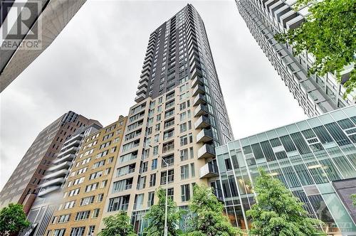 40 Nepean Street Unit#607, Ottawa, ON - Outdoor With Balcony With Facade