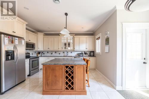 17 Blade Crescent, Mount Pearl, NL - Indoor Photo Showing Kitchen