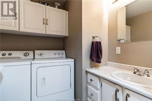 22 Parkwood, Moncton, NB - Indoor Photo Showing Laundry Room