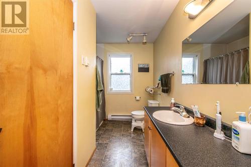 114-116 Springdale Street, St. John'S, NL - Indoor Photo Showing Bathroom