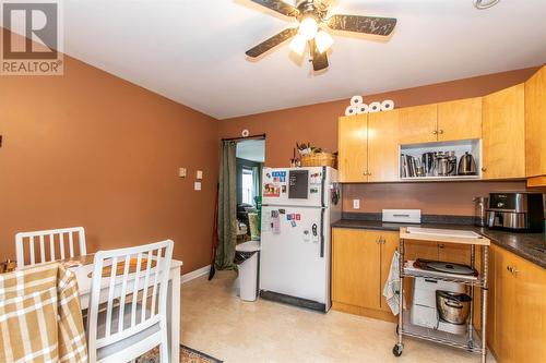 114-116 Springdale Street, St. John'S, NL - Indoor Photo Showing Kitchen