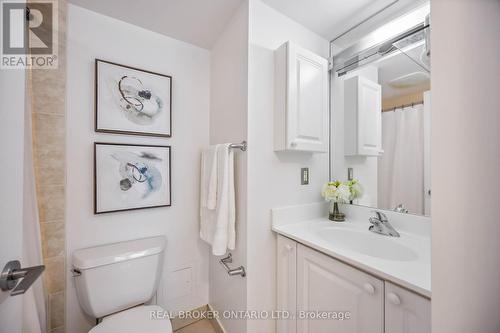 1913 - 18 Yonge Street, Toronto, ON - Indoor Photo Showing Bathroom