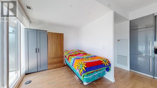 712 - 115 Mcmahon Drive, Toronto, ON - Indoor Photo Showing Bedroom