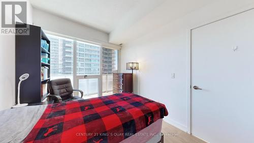 712 - 115 Mcmahon Drive, Toronto, ON - Indoor Photo Showing Bedroom