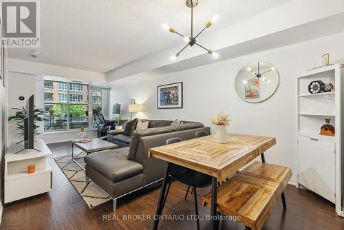 418A - 75 East Liberty Street, Toronto, ON - Indoor