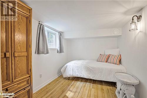 8 South Island Trail, Brechin, ON - Indoor Photo Showing Bedroom