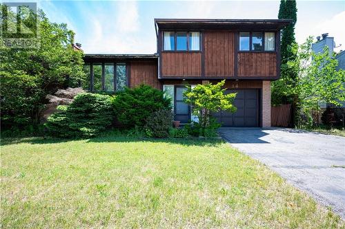 14 Briar Knoll Place, Kitchener, ON - Outdoor
