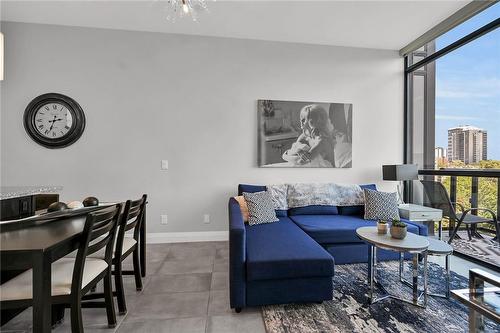 101 Locke Street S|Unit #602, Hamilton, ON - Indoor Photo Showing Living Room