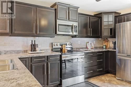 11993 Boulder Crescent, Windsor, ON - Indoor Photo Showing Kitchen With Double Sink With Upgraded Kitchen