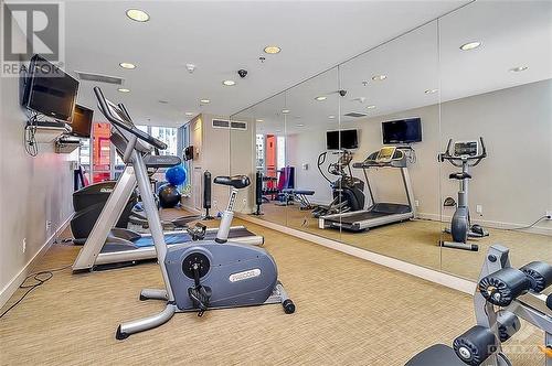 324 Laurier Avenue W Unit#806, Ottawa, ON - Indoor Photo Showing Gym Room