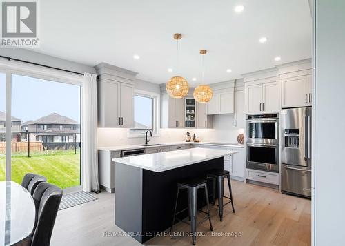 15 Grundy Crescent, East Luther Grand Valley, ON - Indoor Photo Showing Kitchen With Upgraded Kitchen