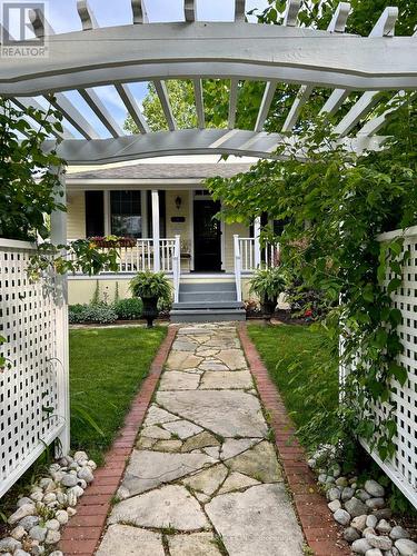 646 King Street, Niagara-On-The-Lake, ON - Outdoor With Deck Patio Veranda