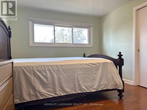 150 Fennell Avenue E, Hamilton, ON - Indoor Photo Showing Bedroom