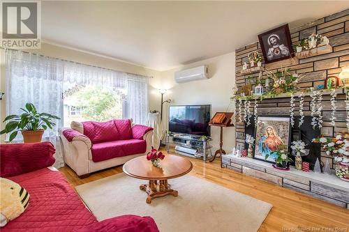 261 Milford Road, Saint John, NB - Indoor Photo Showing Living Room