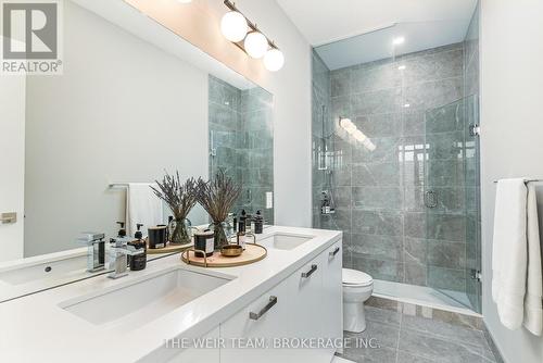 902 - 55 Ontario Street, Toronto, ON - Indoor Photo Showing Bathroom