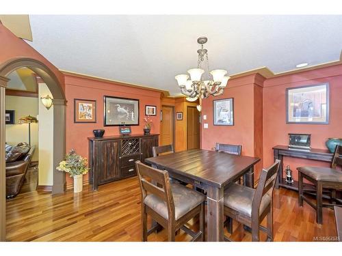 103-55 Songhees Rd, Victoria, BC - Indoor Photo Showing Dining Room