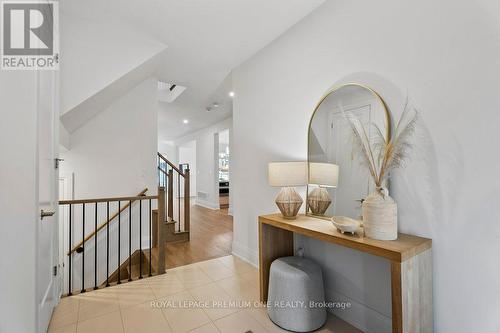 6 Byblos Court, East Gwillimbury, ON - Indoor Photo Showing Other Room