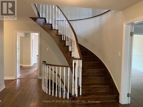 33 Ashfield Drive, Richmond Hill (Oak Ridges Lake Wilcox), ON - Indoor Photo Showing Other Room