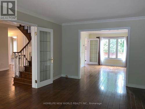 33 Ashfield Drive, Richmond Hill (Oak Ridges Lake Wilcox), ON - Indoor Photo Showing Other Room