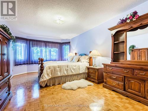 521 Nanak Road, Mississauga, ON - Indoor Photo Showing Bedroom