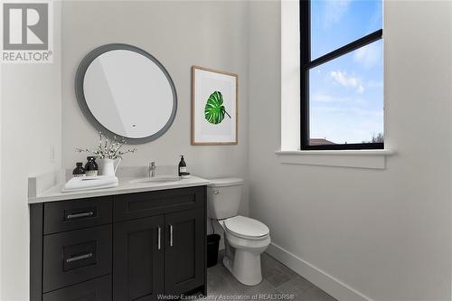 247 Brock Street Unit# 203, Amherstburg, ON - Indoor Photo Showing Bathroom
