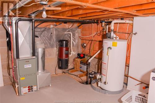 2065 Dominion, Windsor, ON - Indoor Photo Showing Basement