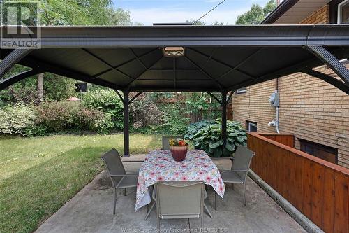 420 Eastlawn, Windsor, ON - Outdoor With Exterior