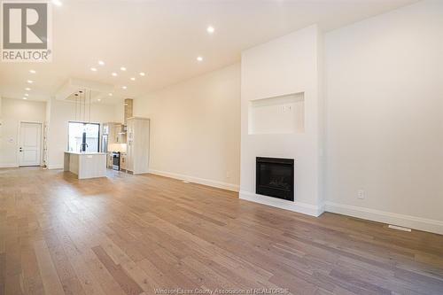 634 Lily Mac Boulevard, Windsor, ON - Indoor Photo Showing Living Room With Fireplace