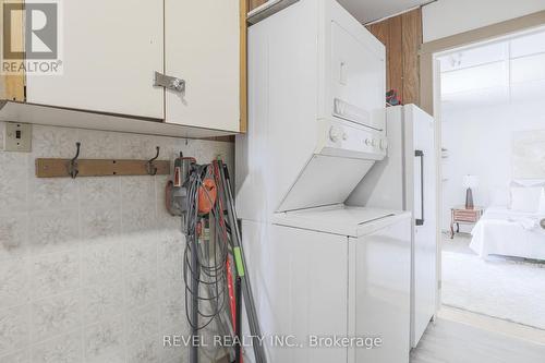 21 Glassford Road, Kawartha Lakes, ON - Indoor Photo Showing Laundry Room