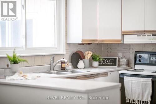 21 Glassford Road, Kawartha Lakes, ON - Indoor Photo Showing Kitchen With Double Sink