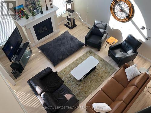 303 Berryhill Drive, London, ON - Indoor Photo Showing Other Room With Fireplace