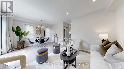 4404 Fairview Street, Burlington, ON - Indoor Photo Showing Living Room