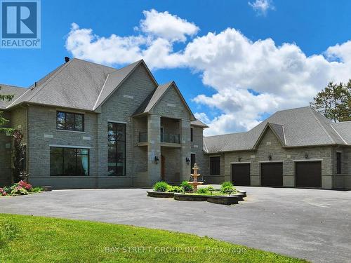 3141 Vivian Road, Whitchurch-Stouffville, ON - Outdoor With Facade