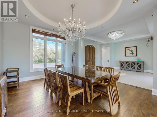 3141 Vivian Road, Whitchurch-Stouffville, ON - Indoor Photo Showing Dining Room