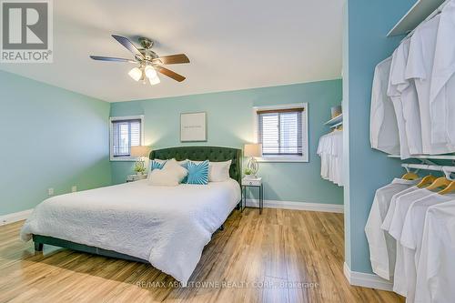 2362 Sinclair Circle, Burlington, ON - Indoor Photo Showing Bedroom