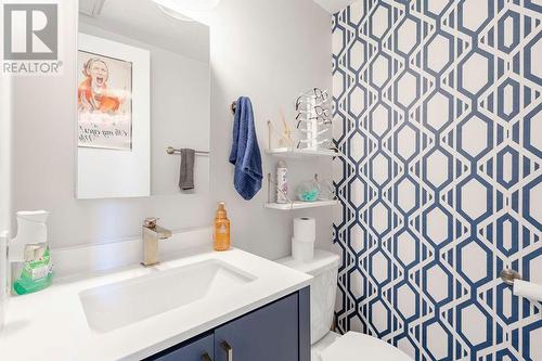 1275 Wiltshire Drive, Sarnia, ON - Indoor Photo Showing Bathroom