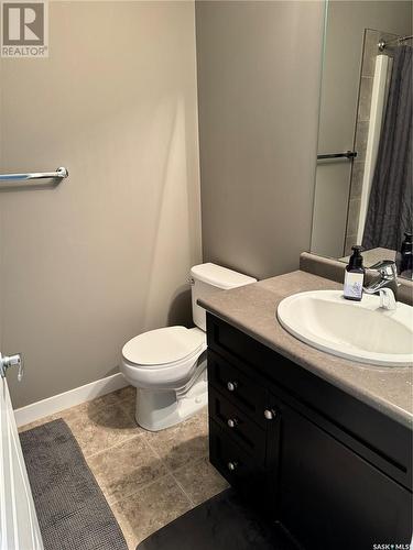 4813 Green Rock Road, Regina, SK - Indoor Photo Showing Bathroom