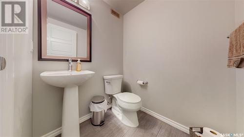 5309 Campling Avenue, Regina, SK - Indoor Photo Showing Bathroom