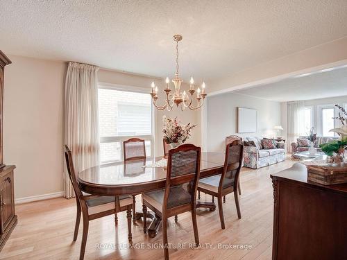 5225 Swiftcurrent Tr, Mississauga, ON - Indoor Photo Showing Dining Room