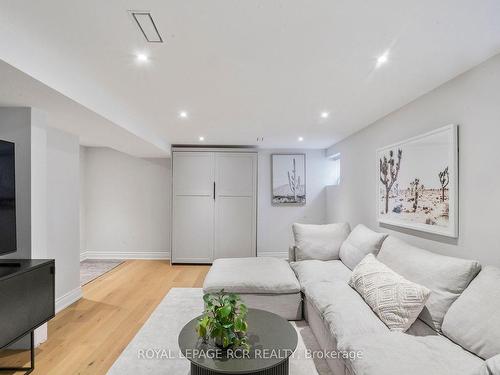 45 Skylark Rd N, Toronto, ON - Indoor Photo Showing Bedroom