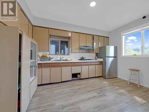 353 Indian Road Unit# 6, Windsor, ON - Indoor Photo Showing Kitchen With Double Sink